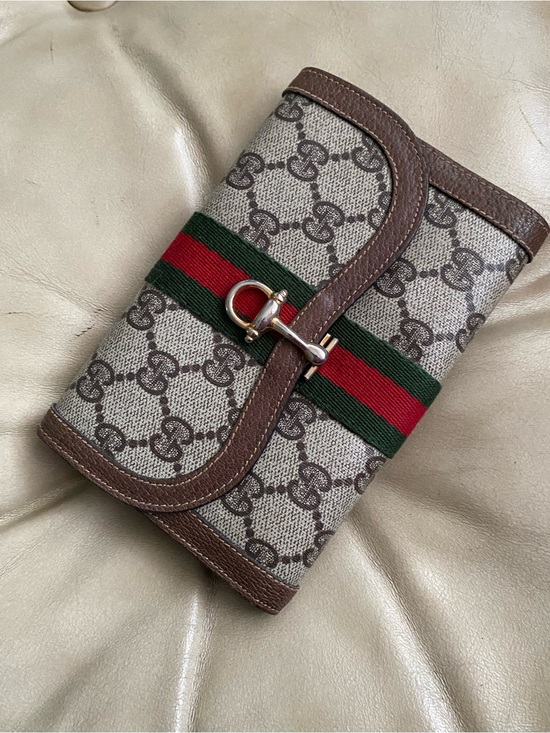 Gucci Handbags - Vintage GUCCI Clutch Wallet Horsebit Clasp GG Leather Web Stripe Kisslock Coin